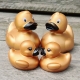 Gummi-ente Golden 8 cm B  Übrige farben