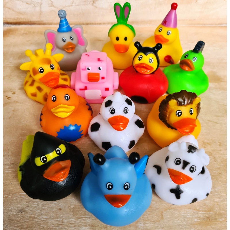 Set of 500 mini rubber ducks B