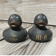 Gummi-ente schwarz mit Goldbronze Schnabel 8.5 cm B  Schwarz