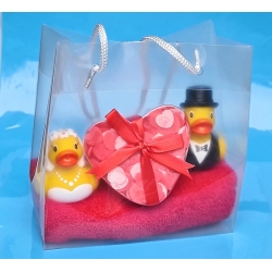 Badeend bruidspaar B kado hartjes confetti  Kadoset